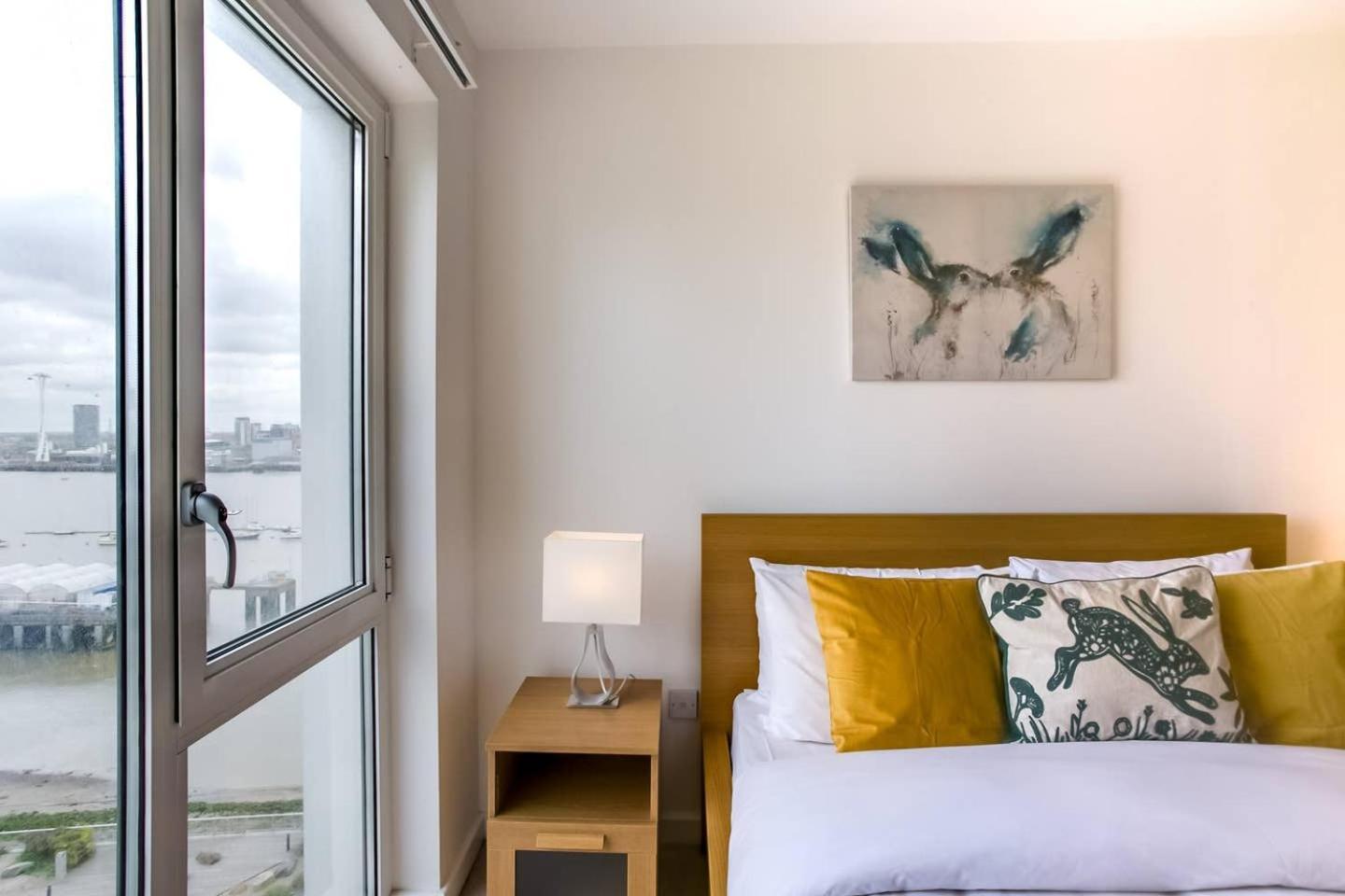 לונדון Guestready - Comfort By The Thames, W/ Balcony מראה חיצוני תמונה