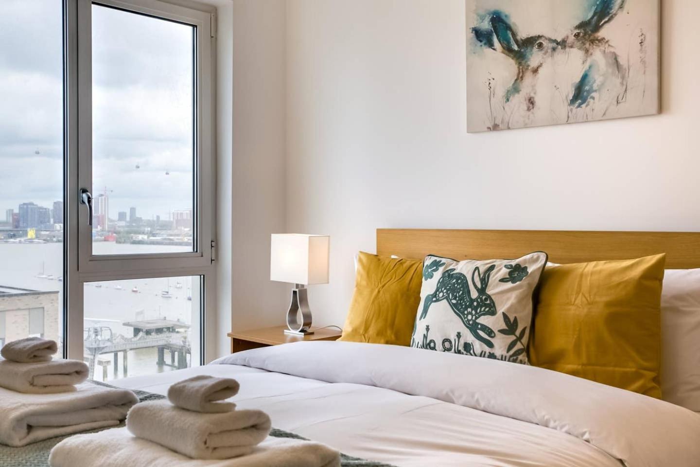 לונדון Guestready - Comfort By The Thames, W/ Balcony מראה חיצוני תמונה