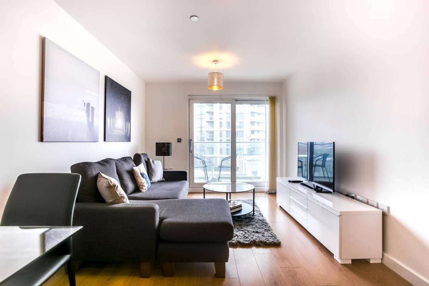 לונדון Guestready - Comfort By The Thames, W/ Balcony מראה חיצוני תמונה